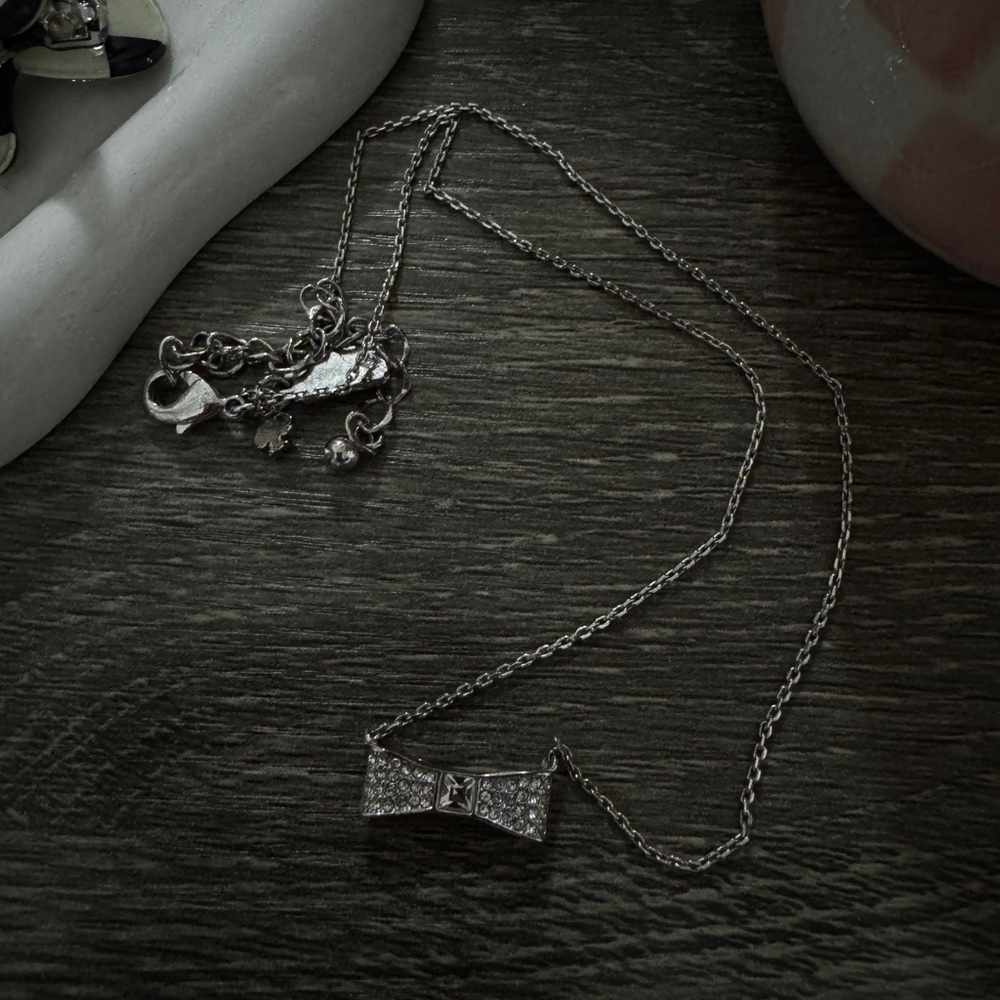 Kate Spade ♠️ necklace